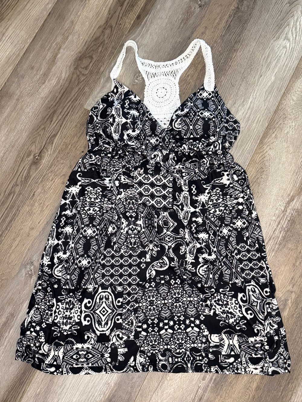Black & White Crochet-Back Summer Dress size Medium